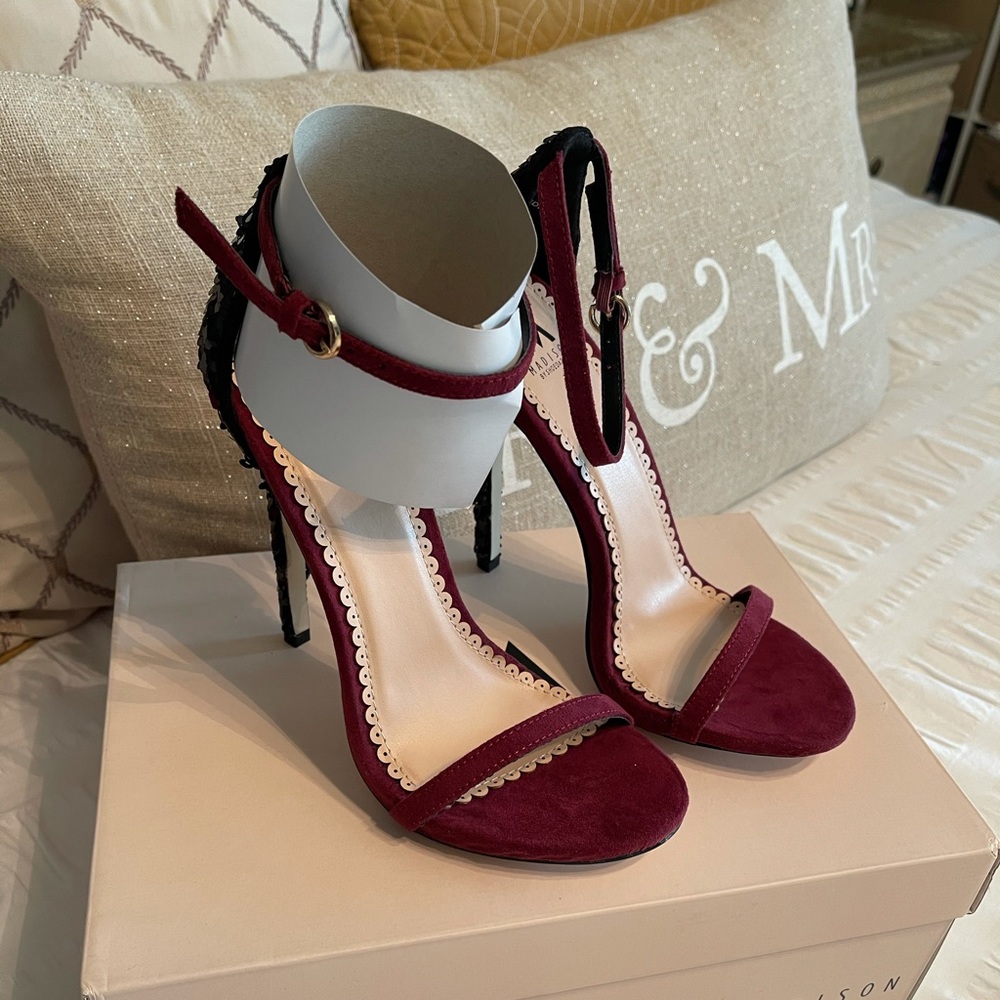🥀 Beautiful heels 🥀 - Picture 2 of 9